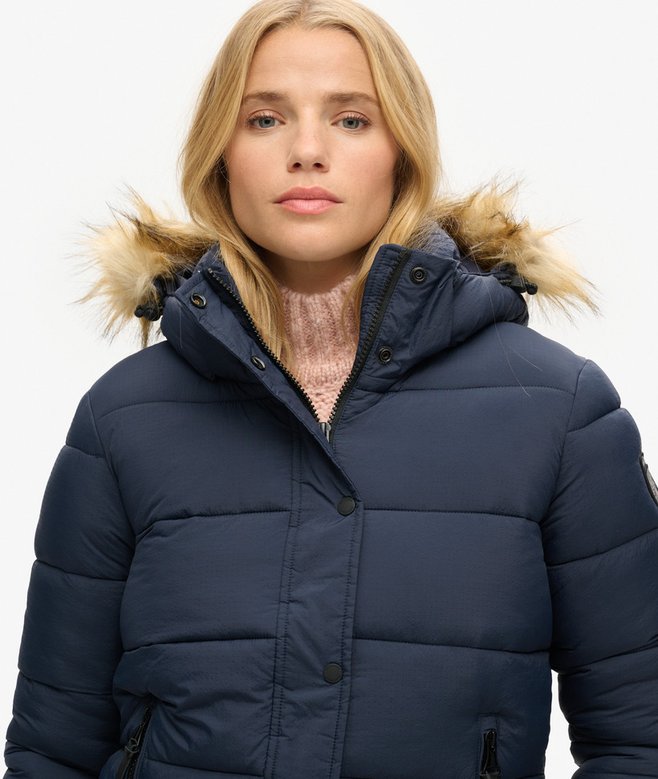 Superdry Cazadora Acolchada Corta Con Capucha Y Ribete De Pelo Sintético