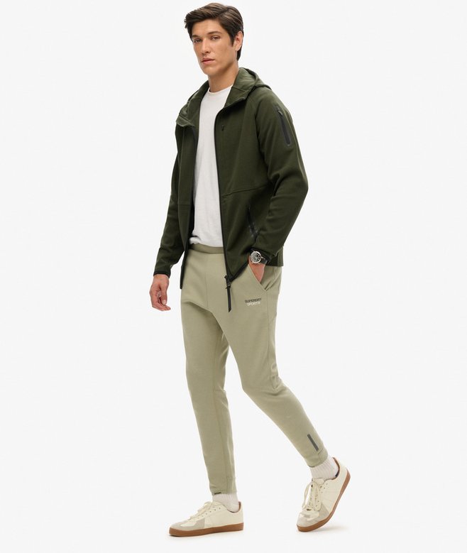 Superdry Joggers De Pernera Cónica Con Logotipo Sport Tech
