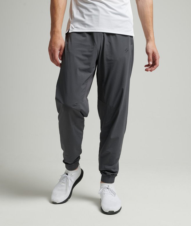 superdry Pantalón de chándal en tejido elástico