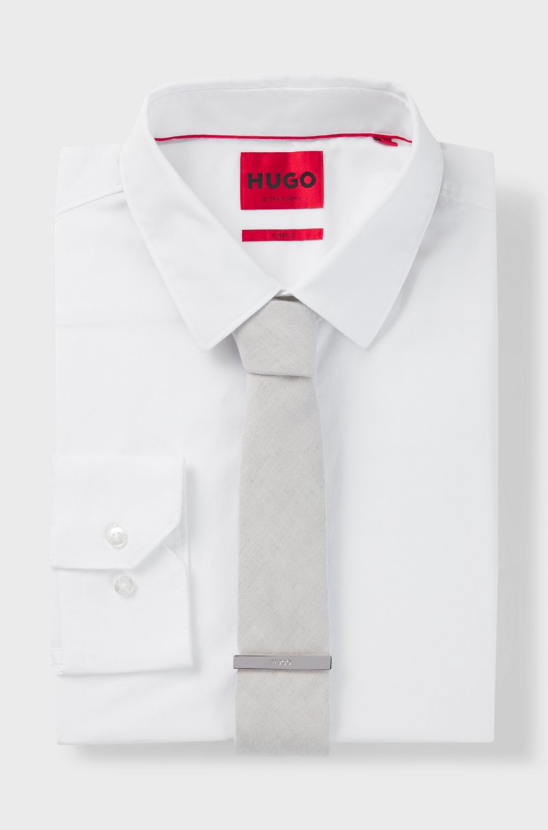 Hugo Boss Alfiler De Corbata Con Logo En Latón Pulido Con Detalles En Rojo
