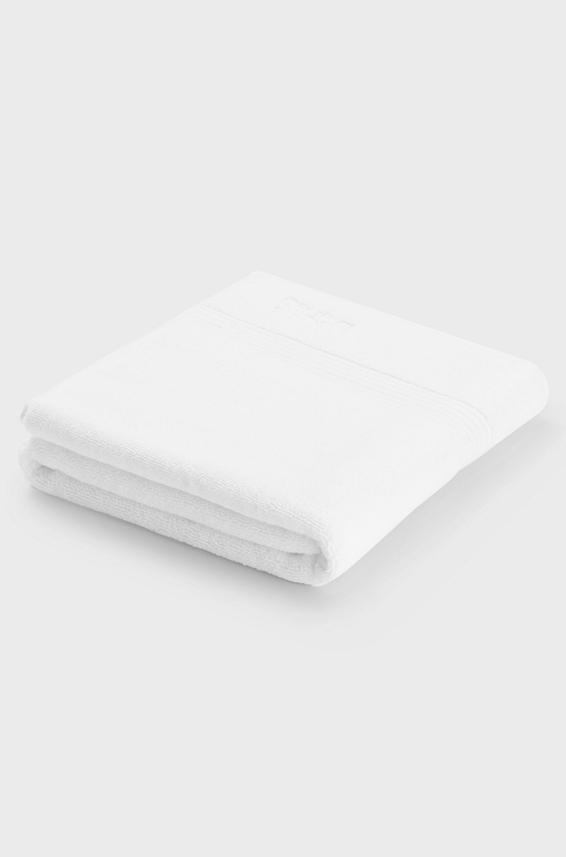 Hugo Boss Alfombrilla de baño blanca de algodón del Egeo con logo tonal