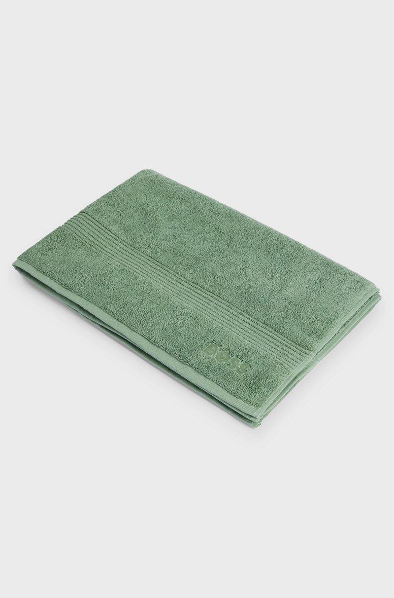 Hugo Boss Alfombrilla de baño con logo en algodón del Egeo