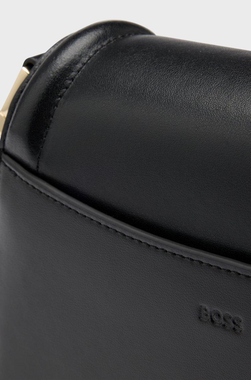 Hugo Boss Bolso De Piel Con Solapa Herrajes De La Marca Y Monograma