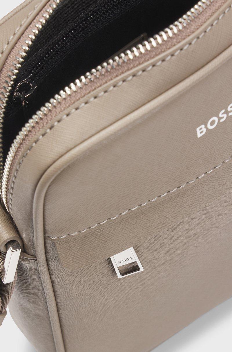 Hugo Boss Bolso Mensajero Con Raya De La Marca Y Detalle De Logo