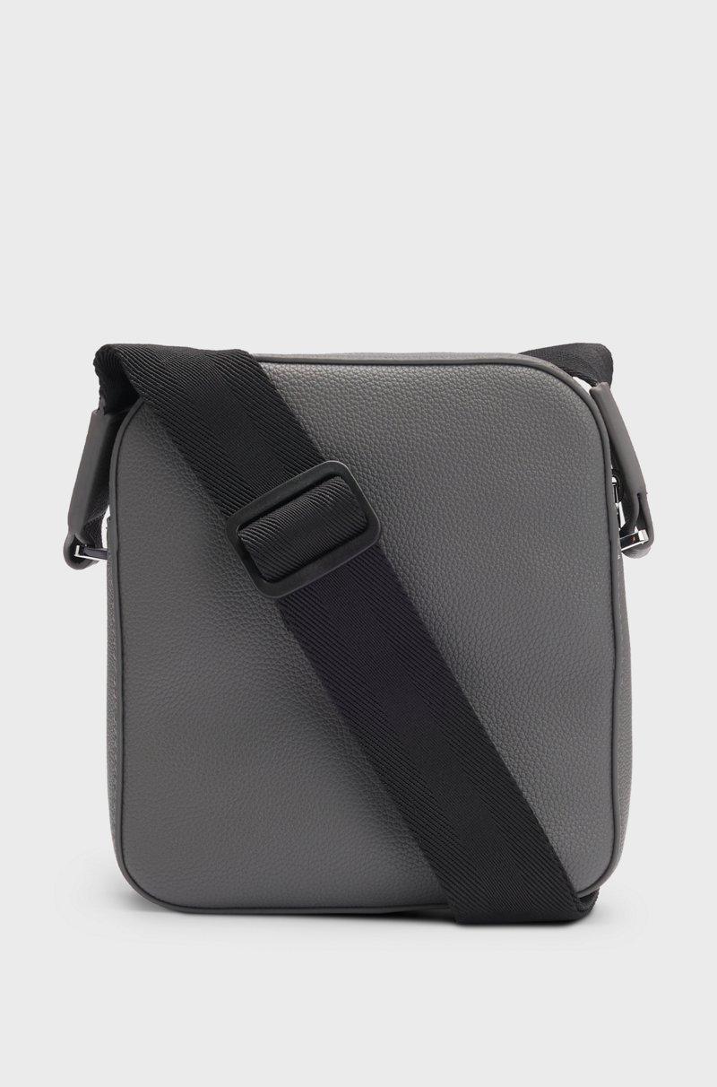 Hugo Boss Bolso Mensajero De Piel Sintética Granulada Con Detalle De Logo