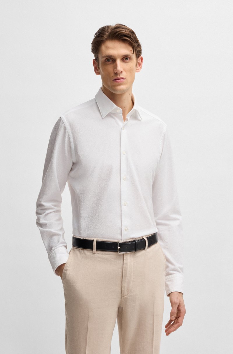 Hugo Boss Camisa regular fit en bouclé de algodón fabricado en Italia