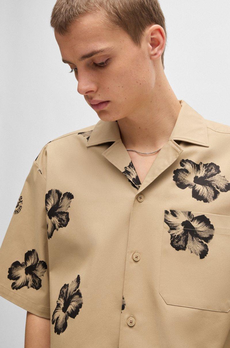 Hugo Boss Camisa Relaxed Fit En Algodón Elástico Con Estampado De Hibisco