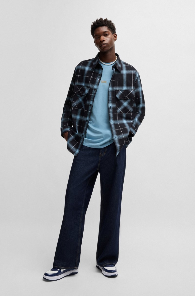 Hugo Boss Camiseta De Punto De Algodón Con Logo Del Tema De La Nueva Temporada