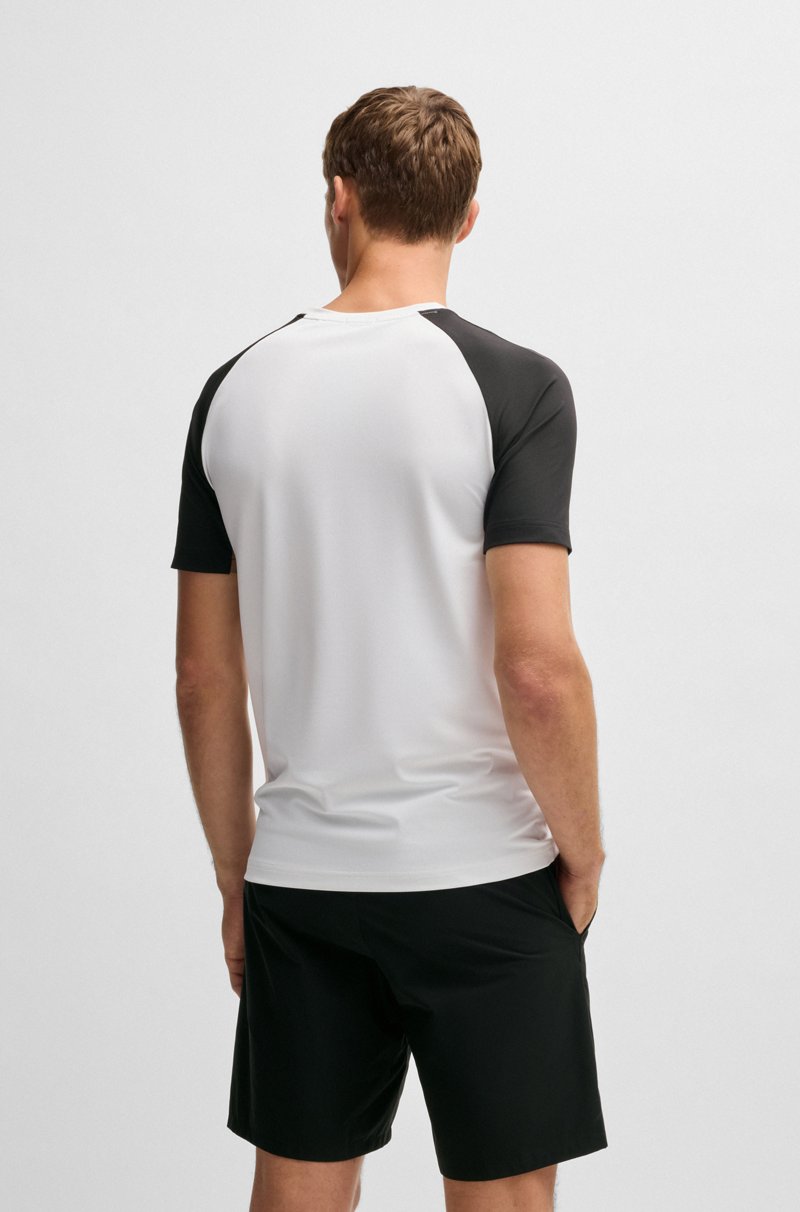 Hugo Boss Camiseta Deportiva Con Bloques De Color En Tejido Que Absorbe La Humedad
