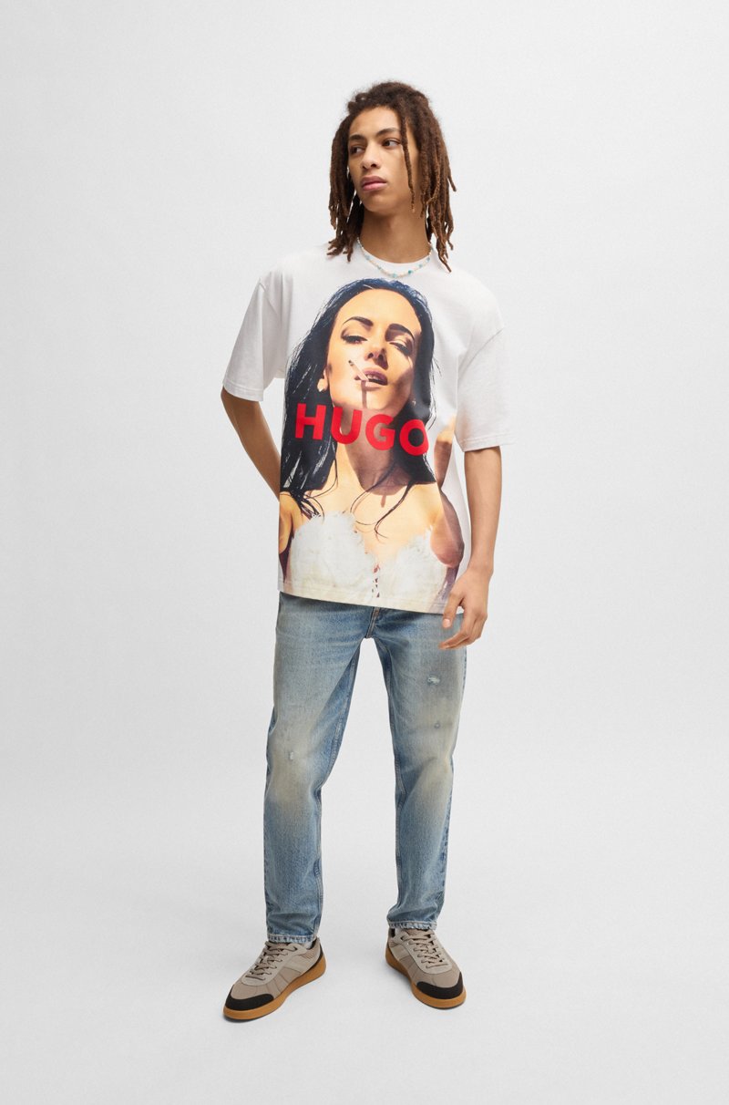 Hugo Boss Camiseta Oversize Fit De Algodón Con Estampado Llamativo