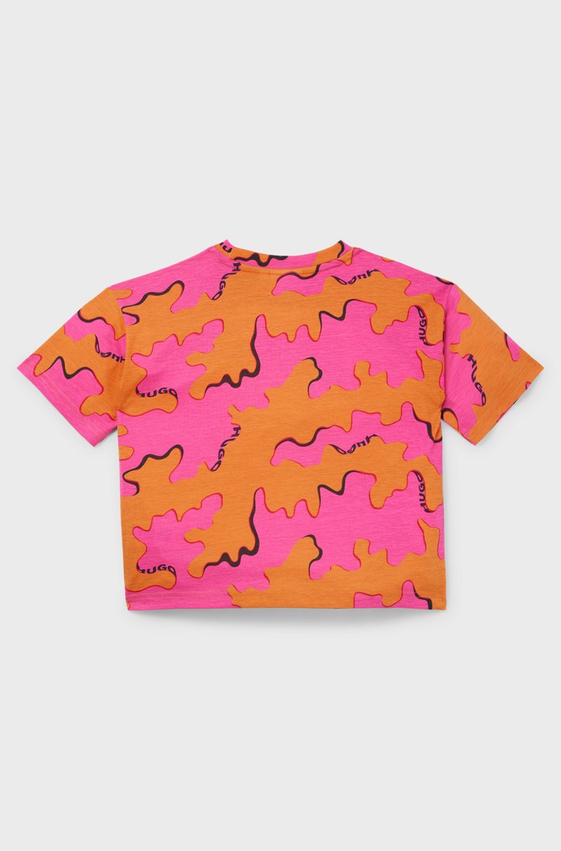 Hugo Boss Camiseta Para Niños Con Estampado De Temporada Y Etiqueta Con Logo Roja