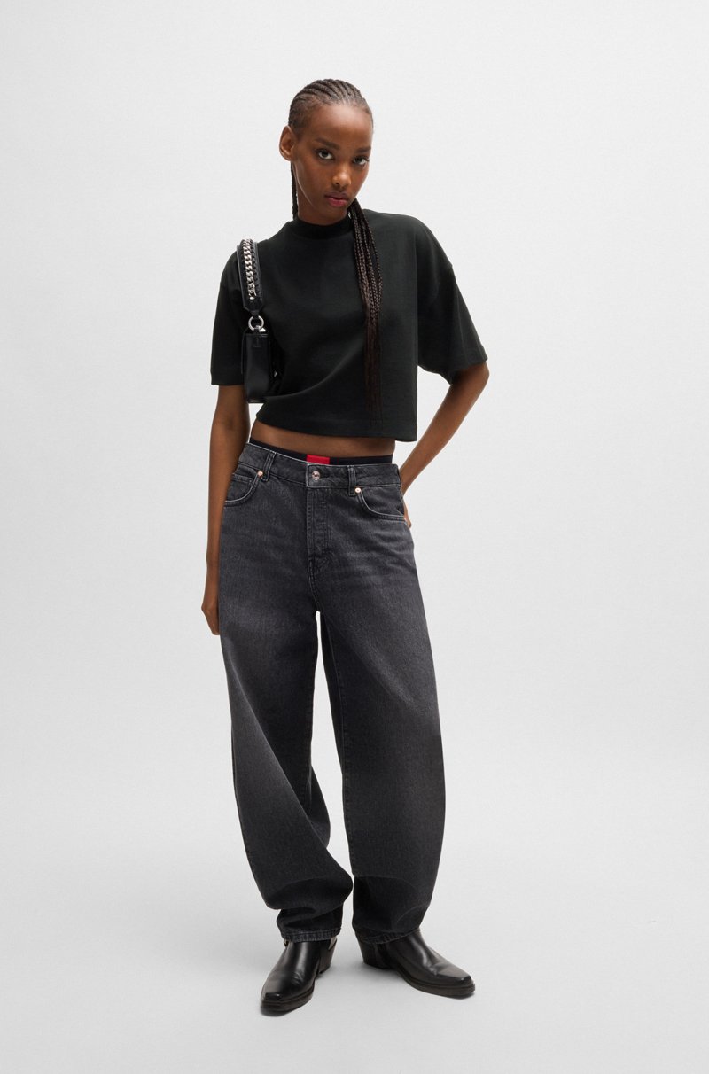 Hugo Boss Camiseta Recortada Relaxed Fit En Punto De Algodón Con Logo Apilado