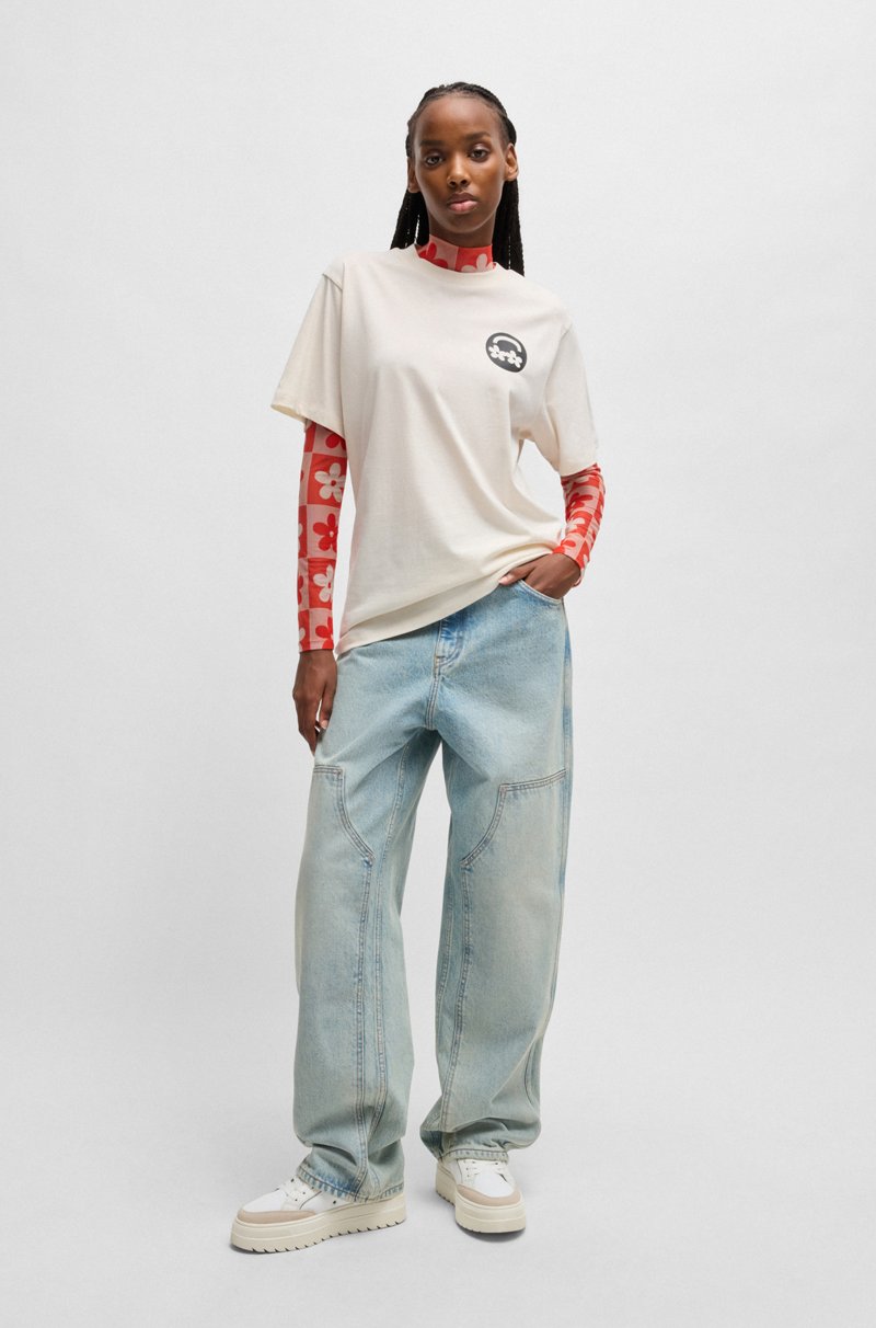 Hugo Boss Camiseta Relaxed Fit De Punto De Algodón Con Estampado De Temporada