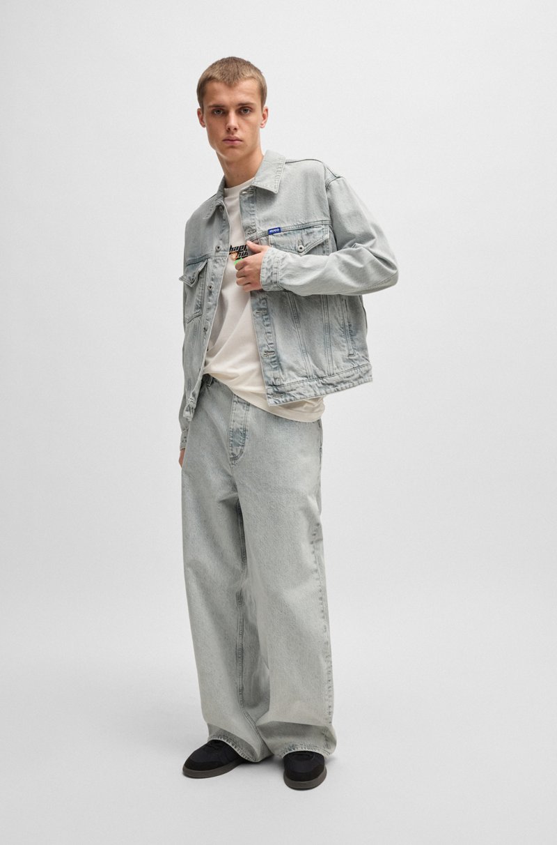 Hugo Boss Cazadora Regular Fit En Denim Gris Claro Lavado A La Piedra