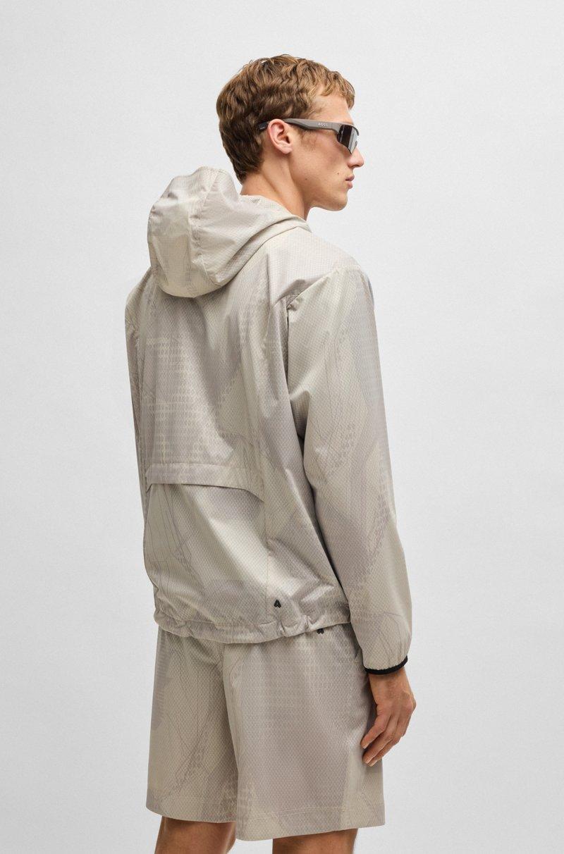 Hugo Boss Chaqueta Con Capucha De Malla Laminada Activa Con Estampado Integral