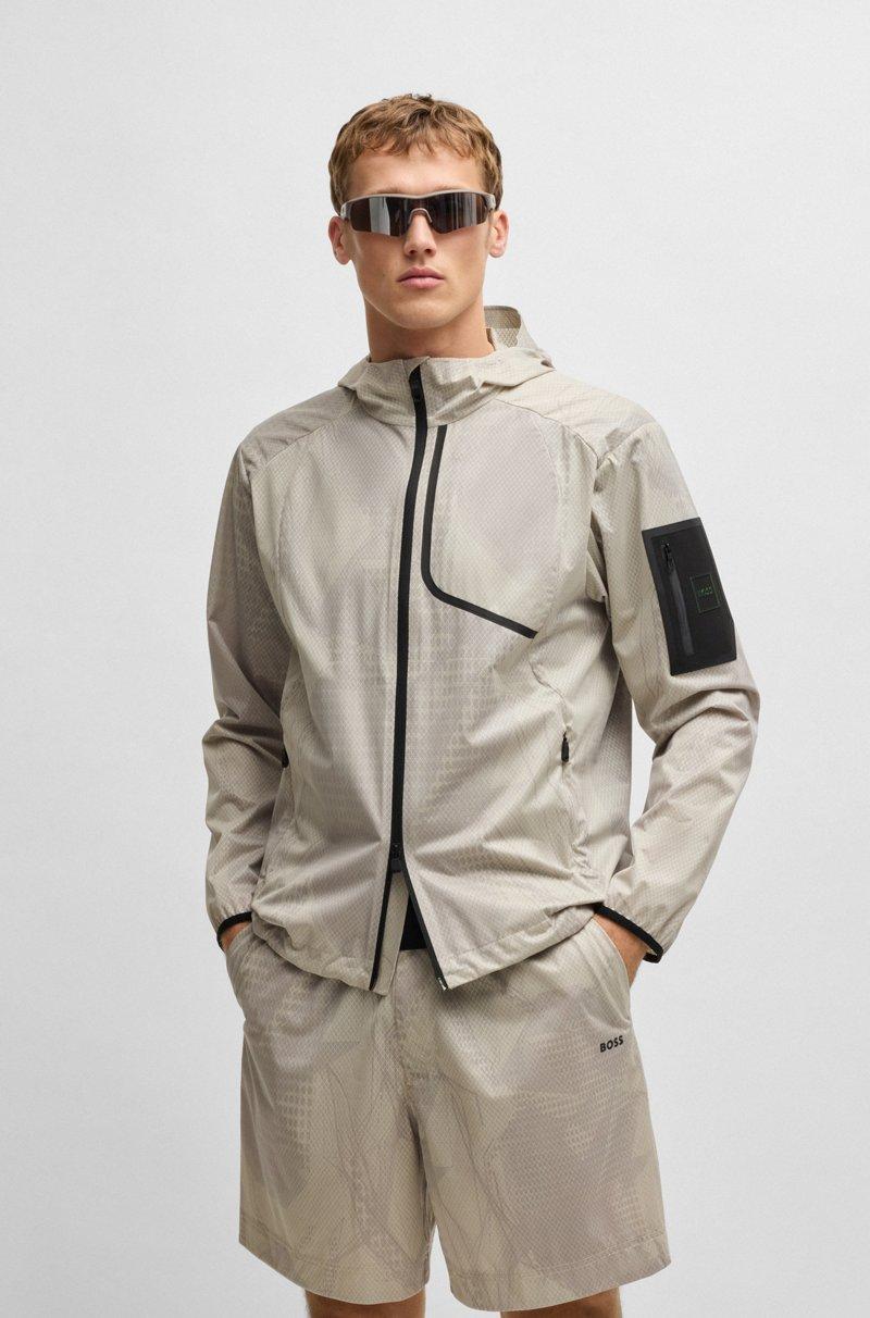 Hugo Boss Chaqueta con capucha de malla laminada activa con estampado integral