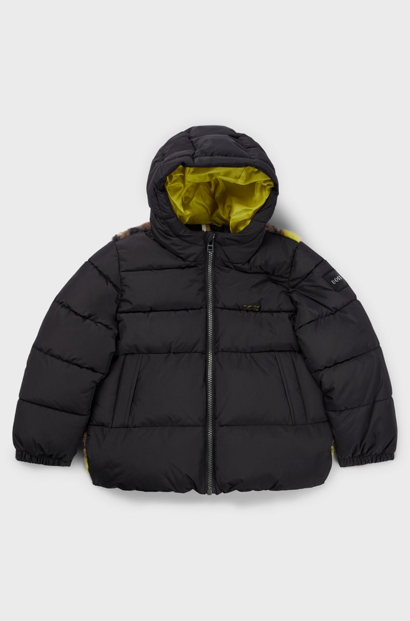 Hugo Boss Chaqueta con capucha y sherpa de camuflaje en la espalda para niños
