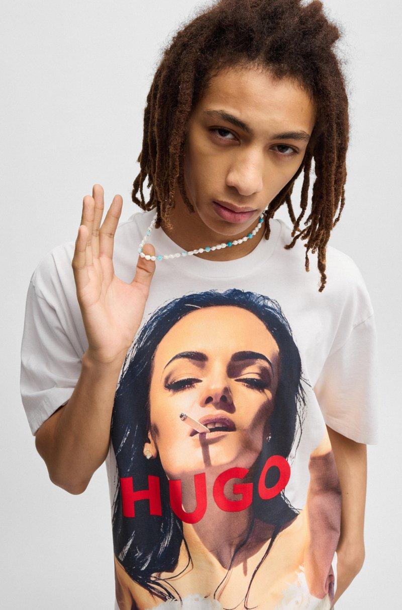 Hugo Boss Collar Con Logo Piedras De Color Y Perlas Naturales