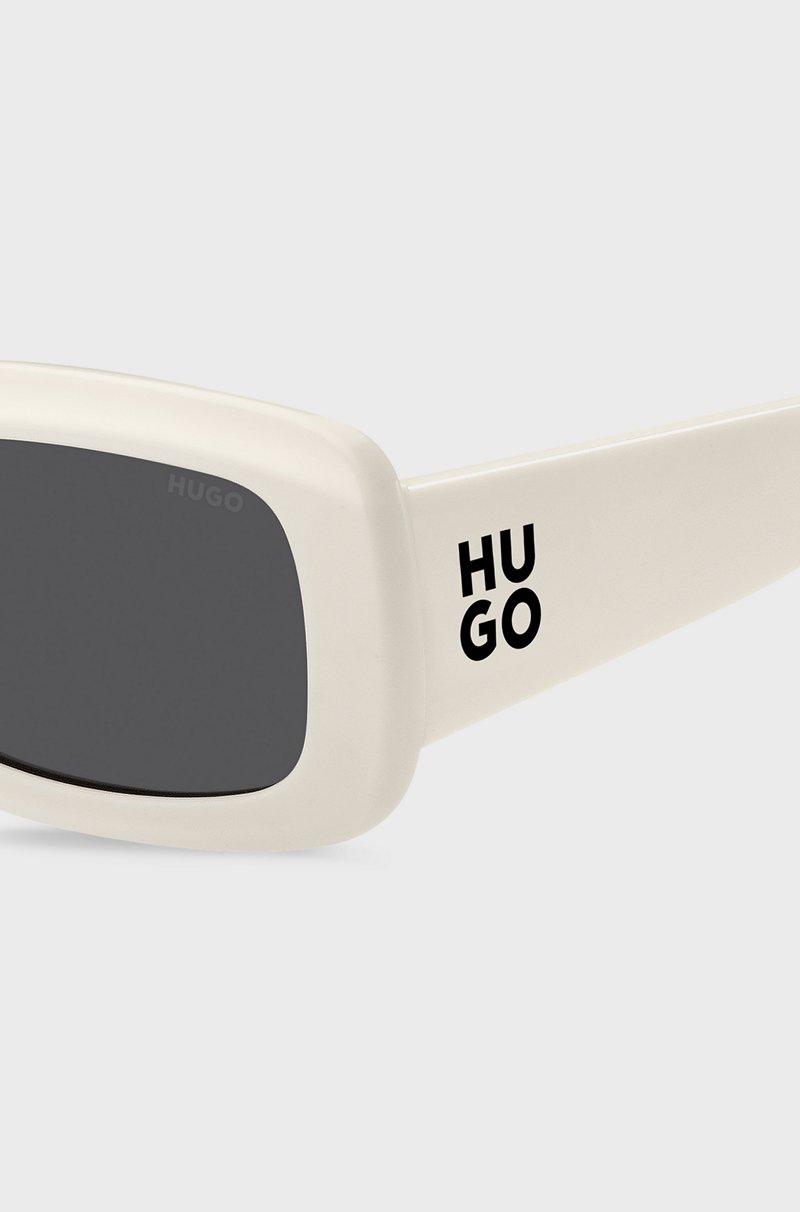 Hugo Boss Gafas De Sol Blancas Con Logo Apilado En Las Patillas