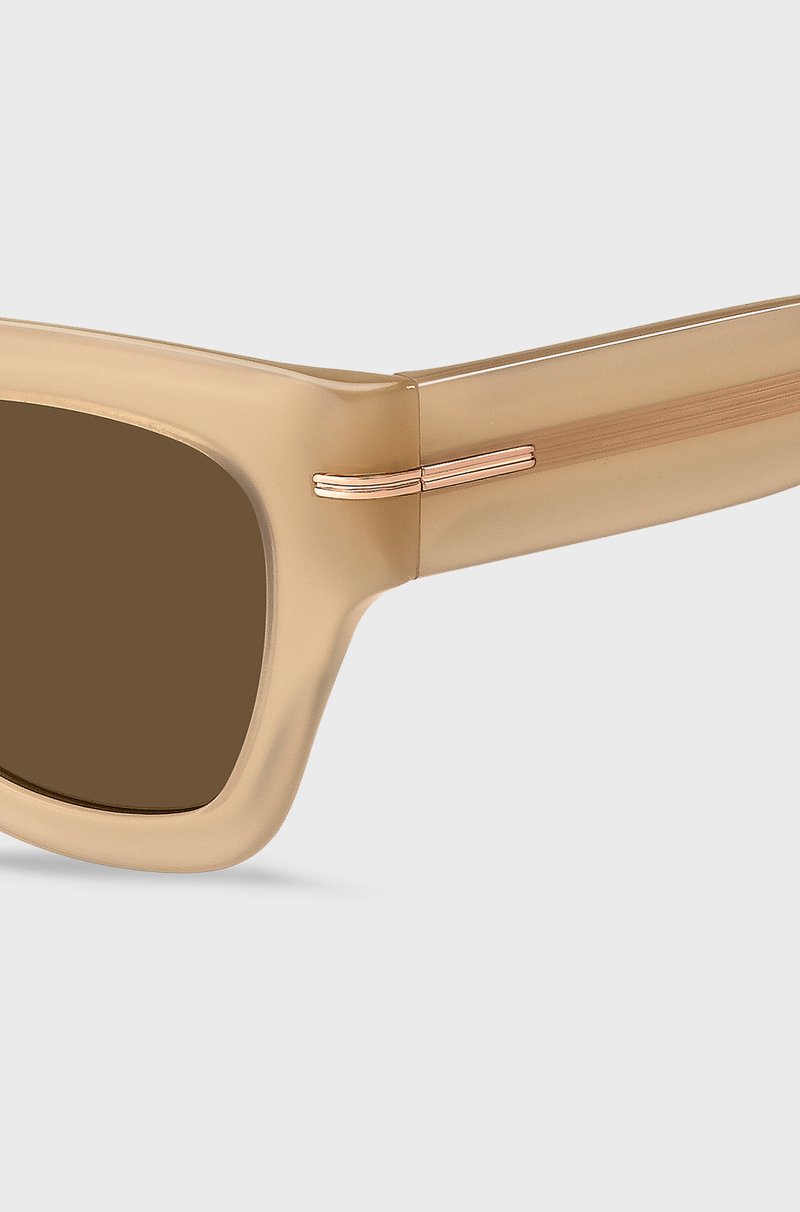 Hugo Boss Gafas De Sol De Acetato Beige Con Detalle Dorado De La Marca