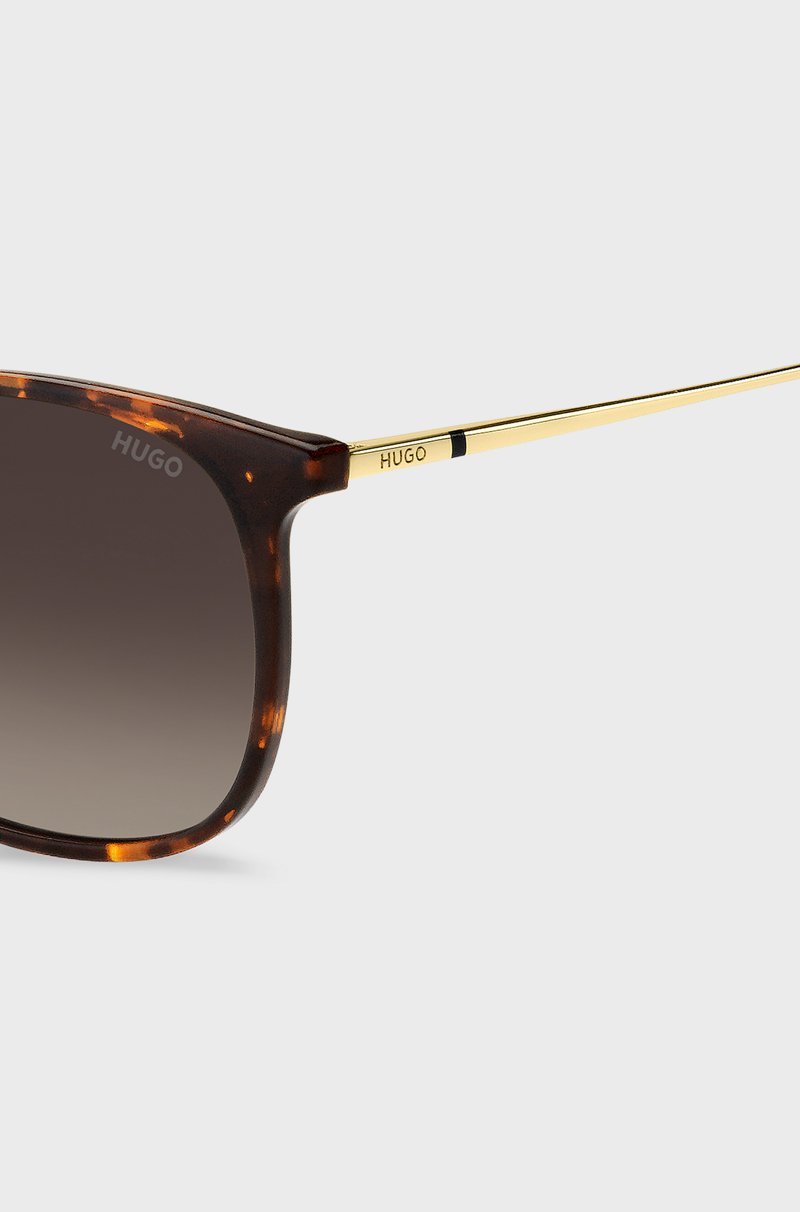 Hugo Boss Gafas De Sol De Acetato Habana Con Patillas Doradas