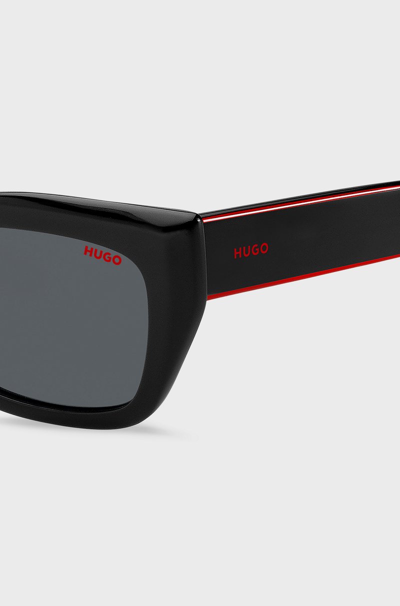 Hugo Boss Gafas De Sol De Acetato Negro Con Patillas Diseñadas A Capas En El Rojo De La Marca