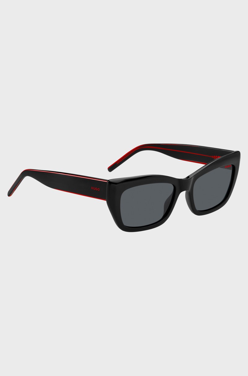 Hugo Boss Gafas De Sol De Acetato Negro Con Patillas Diseñadas A Capas En El Rojo De La Marca