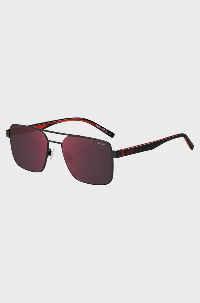 Hugo Boss Gafas de sol de doble puente en negro y rojo