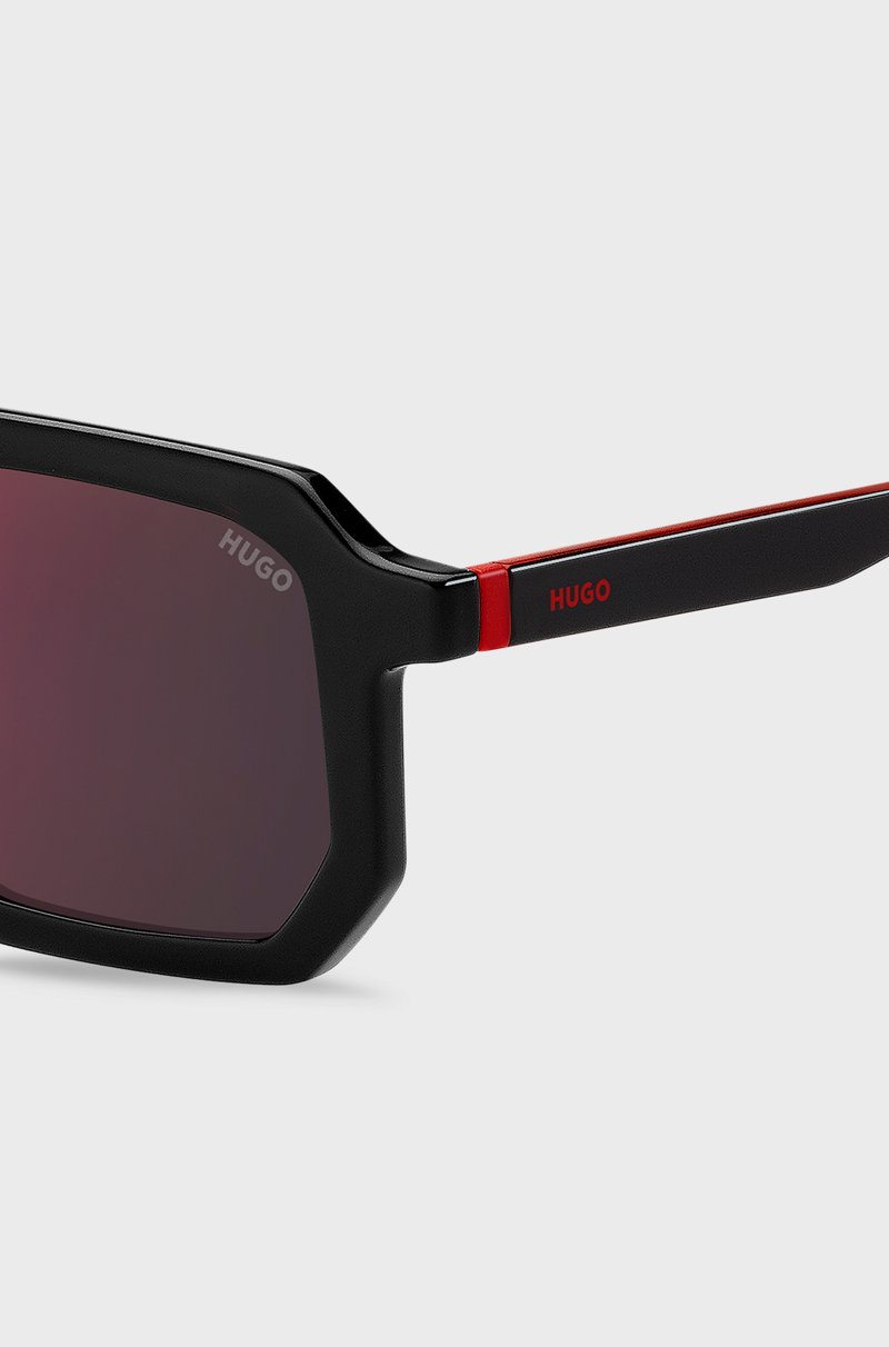 Hugo Boss Gafas De Sol Negras Con Detalles En El Rojo De La Marca