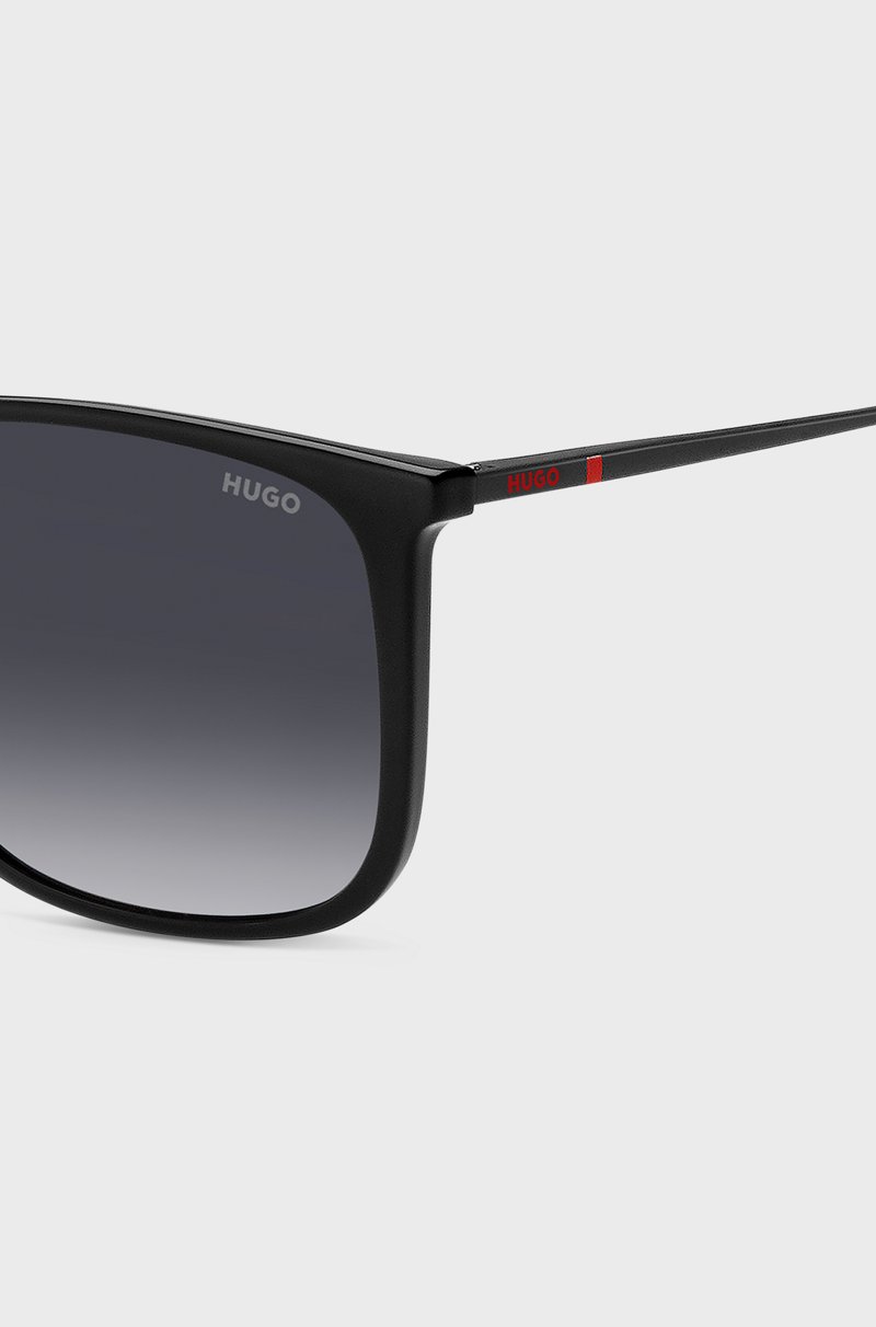 Hugo Boss Gafas De Sol Negras Con Detalles En Rojo De La Marca