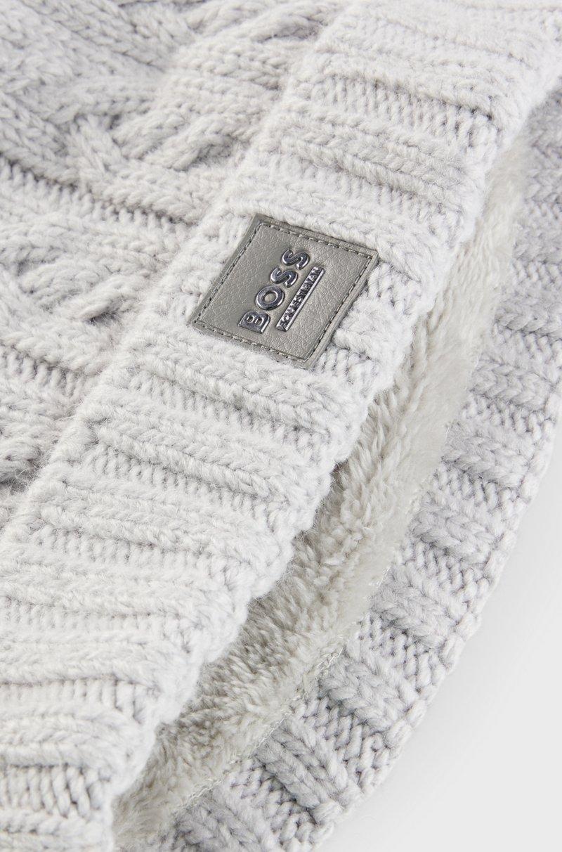 Hugo Boss Gorro Ligero De Equitación Con Borla Y Forro Polar En El Interior