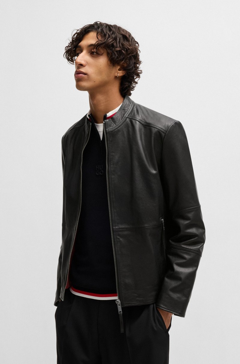 Hugo Boss Cazadora de piel slim fit con cuello mao