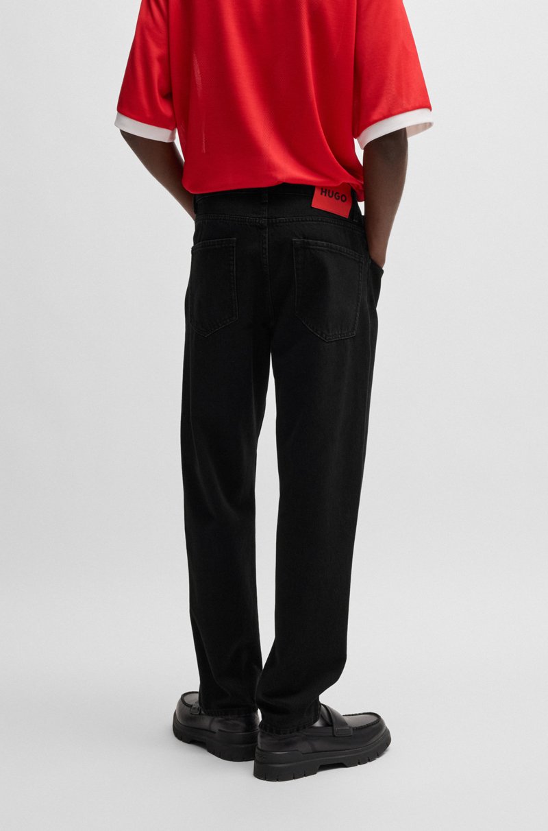 Hugo Boss Jeans Tapered Fit En Denim Negro