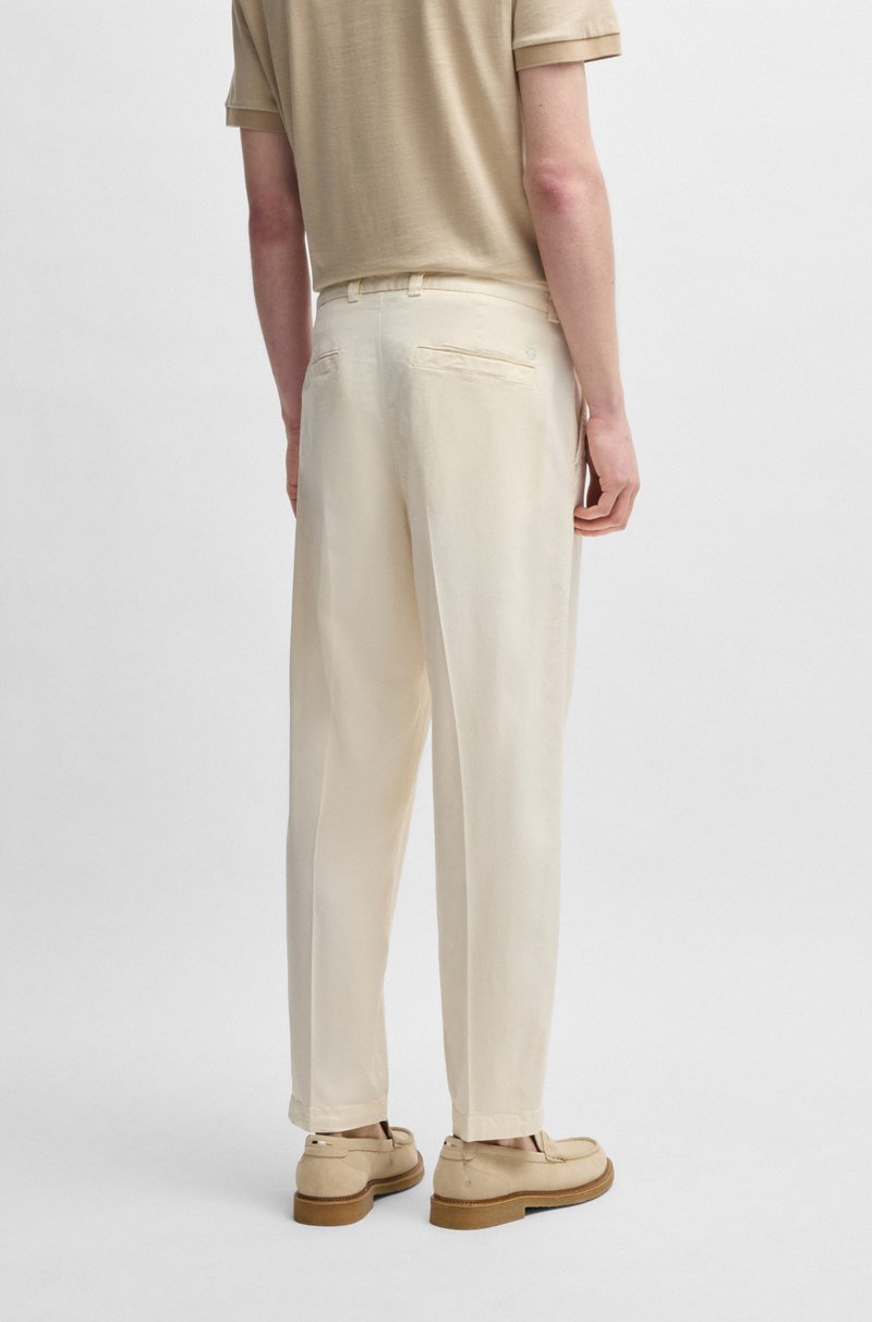 Hugo Boss Pantalones Tapered Fit En Sarga Elástica