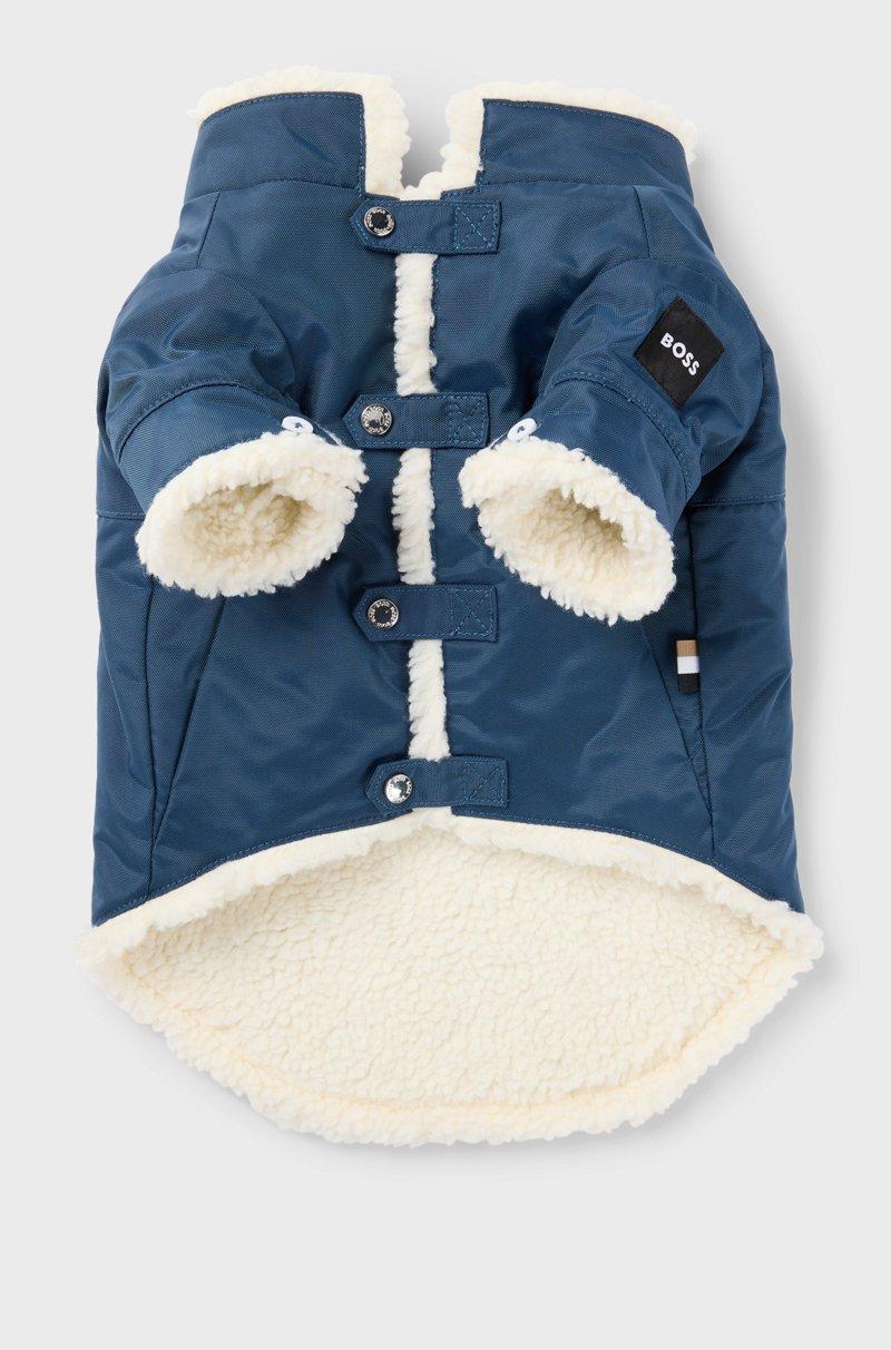 Hugo Boss Parka para perros con logo en contraste