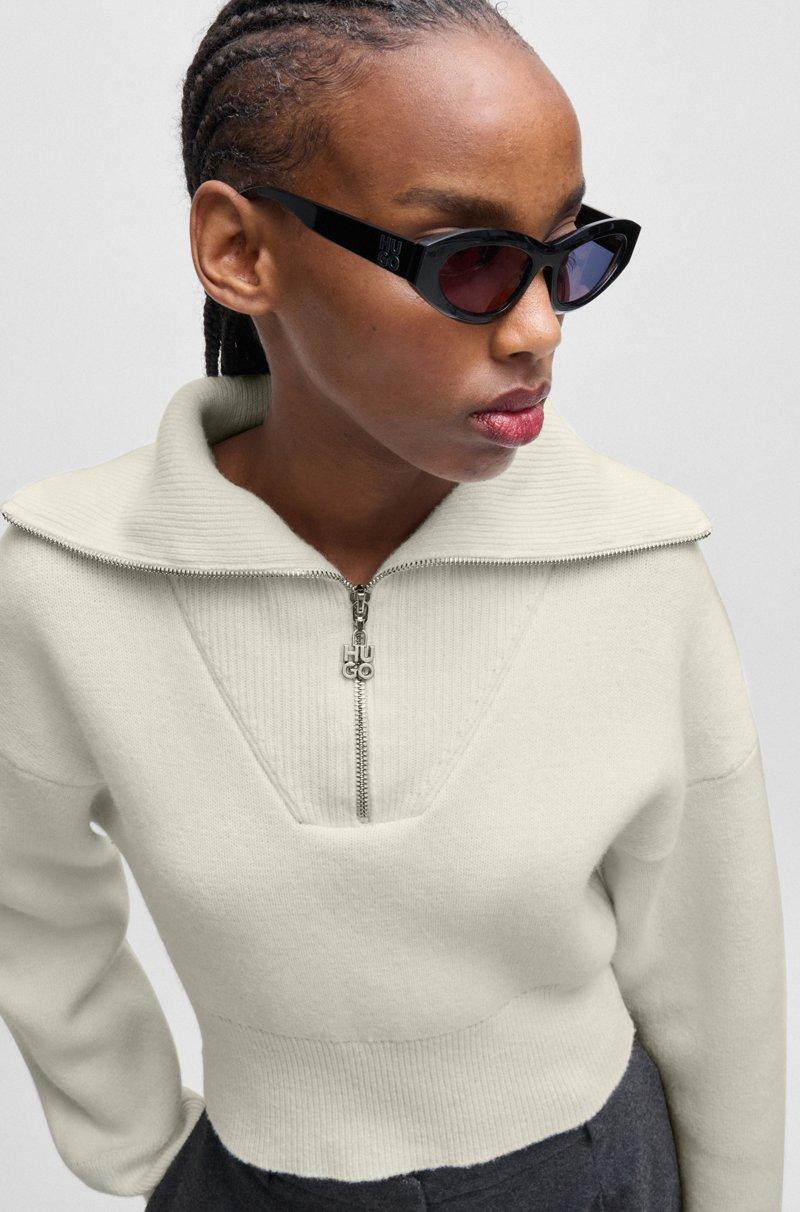 Hugo Boss Jersey Corto Con Un Logo Apilado En El Tirador De La Cremallera