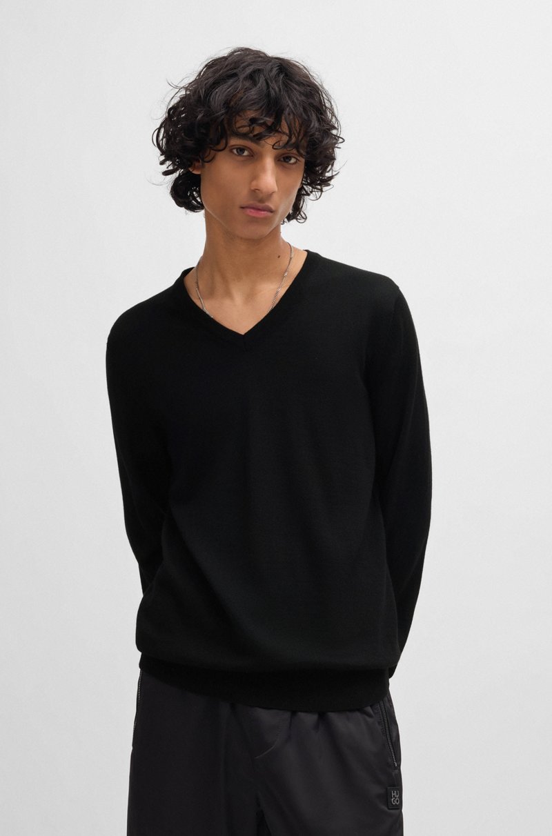 Hugo Boss Jersey regular fit de lana virgen con cuello en pico