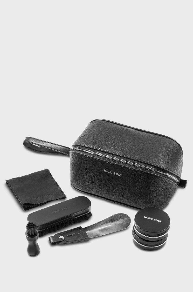 Hugo Boss Kit para el cuidado del calzado en bolso de piel sintética con grano