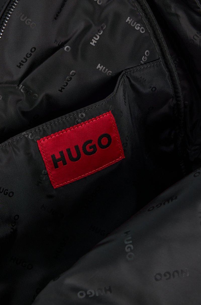 Hugo Boss Mochila Con Varios Bolsillos Y Logo En Contraste