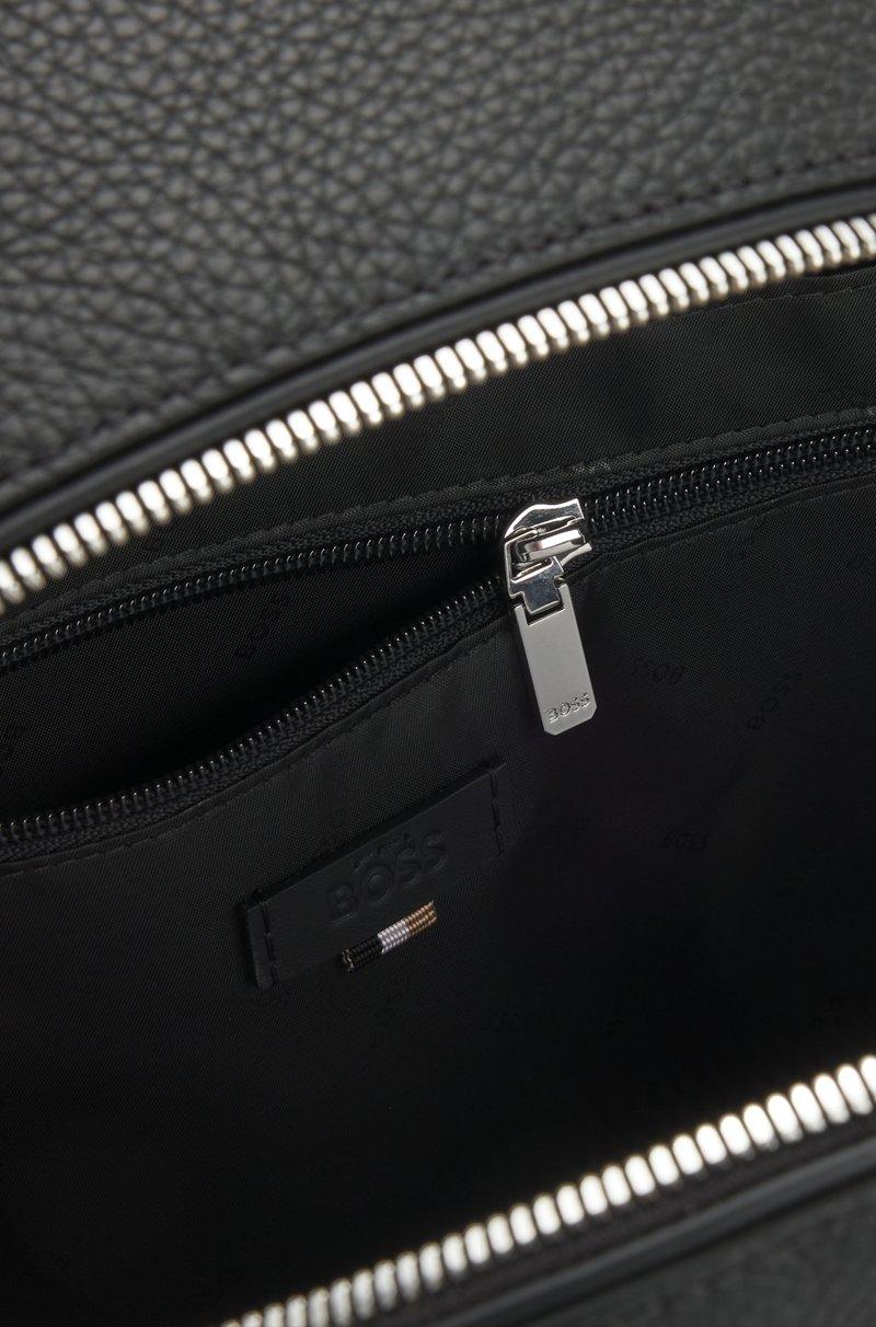 Hugo Boss Mochila De Piel Italiana Granulada Con Compartimento Para Dispositivos