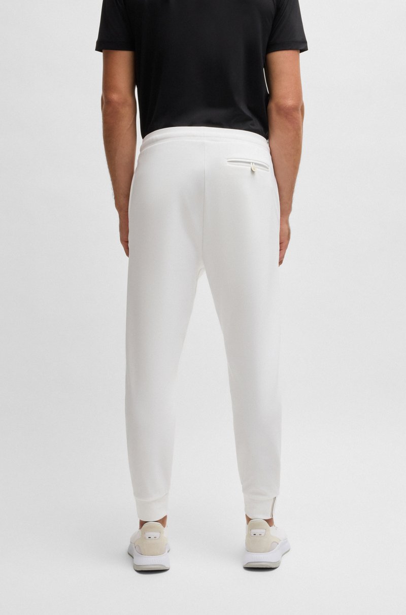 Hugo Boss Pantalones Regular Fit En Tejido De Gabardina Elástico Con Detalle De Logo