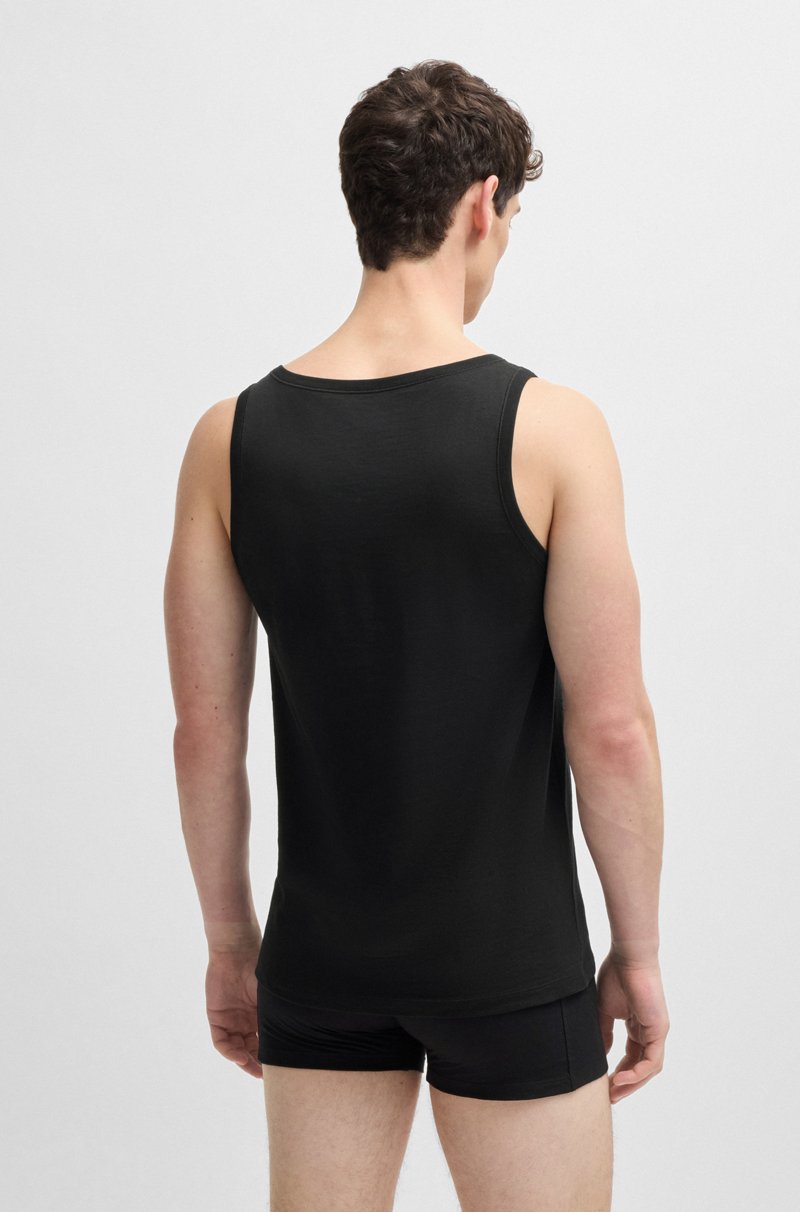 Hugo Boss Paquete De Tres Camisetas Interiores De Algodón Con Logos Bordados