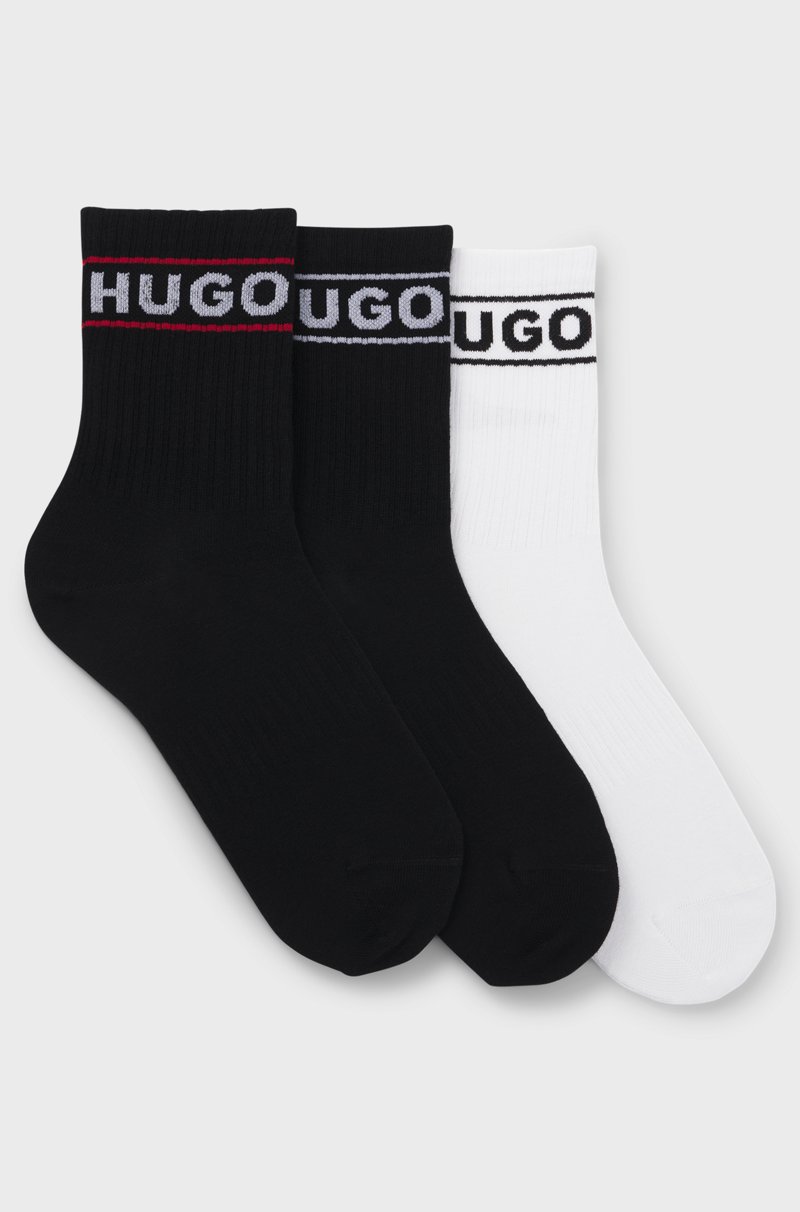 Hugo Boss Paquete de tres pares de calcetines cortos con logo