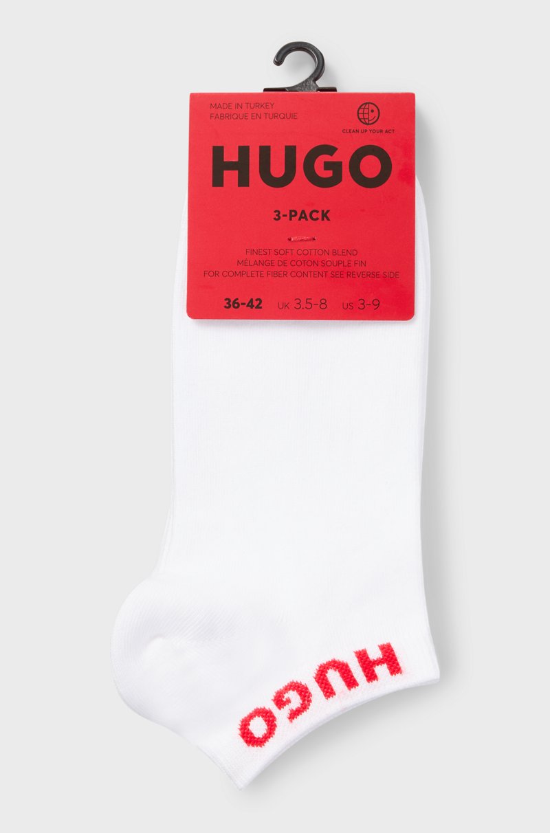 Hugo Boss Paquete De Tres Pares De Calcetines Tobilleros Con Logos En Los Puños