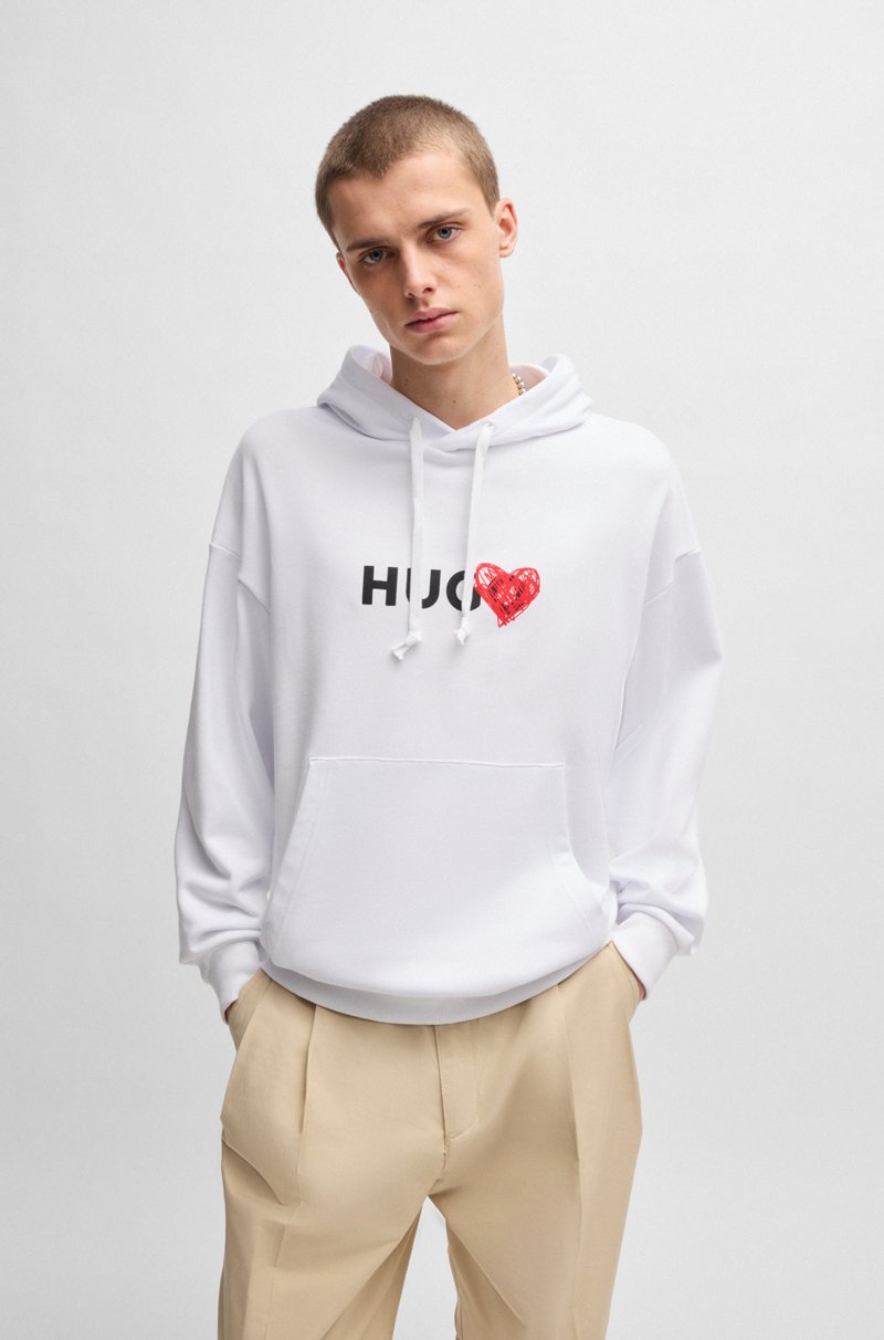 Hugo Boss Prenda Con Capucha En Felpa De Algodón Con Eslogan Y Gráficos De Corazones