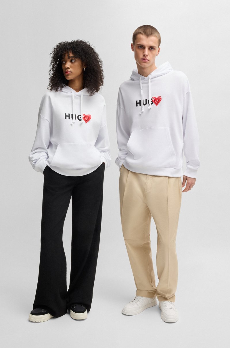 Hugo Boss Prenda con capucha en felpa de algodón con eslogan y gráficos de corazones