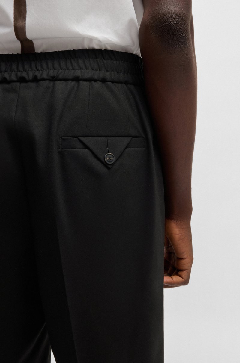 Hugo Boss Shorts De Corte Moderno En Mezcla De Lana Elástica