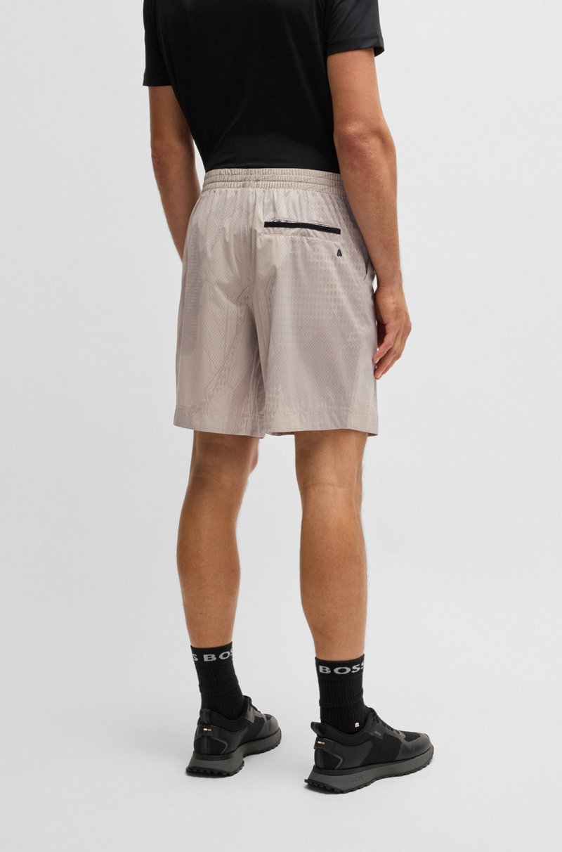 Hugo Boss Shorts De Estilo Activo De Malla Laminada Con Estampado Integral