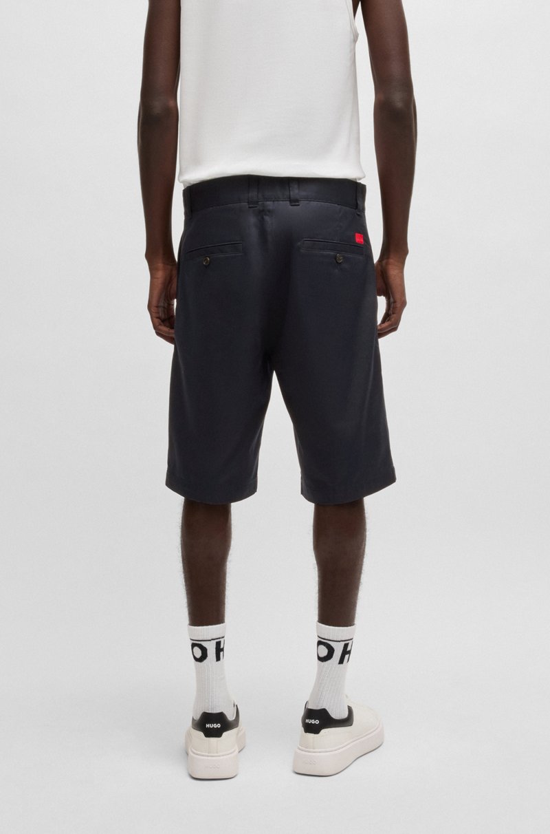 Hugo Boss Shorts Regular Fit Con Pernera Estrecha Y Bolsillos Abotonados