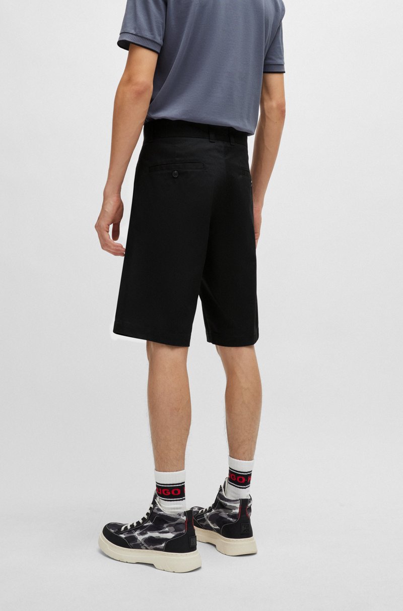Hugo Boss Shorts Regular Fit Con Pernera Estrecha Y Bolsillos Abotonados